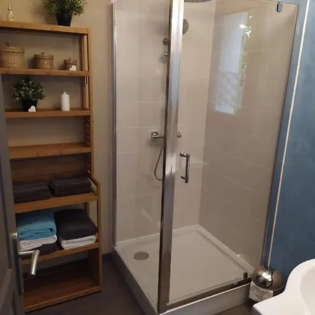 בית נופש Agreable Et Equipe La Rochelle